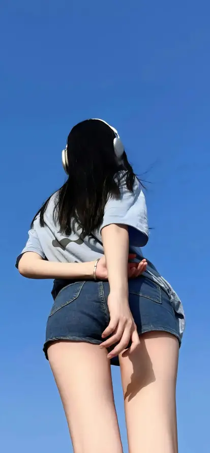 熟妇人妻中文字幕与最近中文字幕：日本2和搜子同居的日子在线观看深度解析